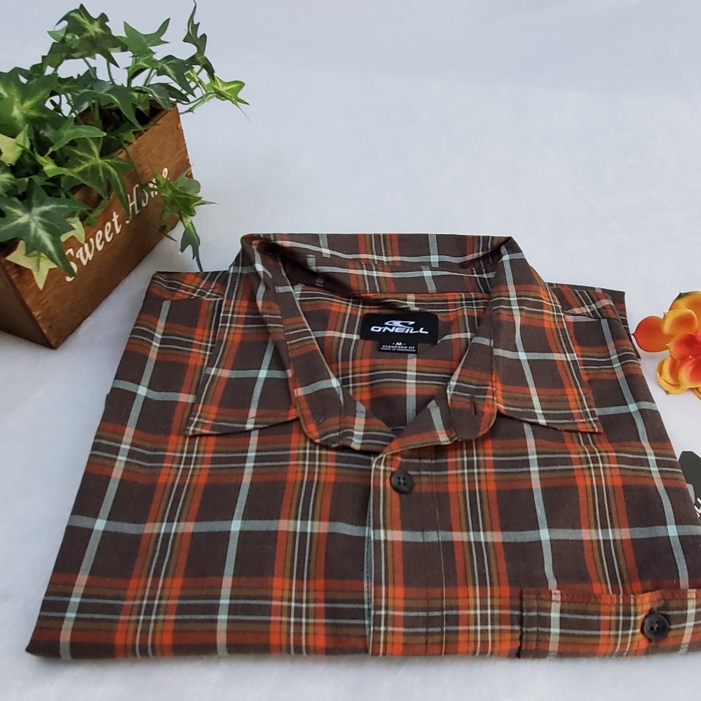 New O'Neill Men Bottom up Shirt.